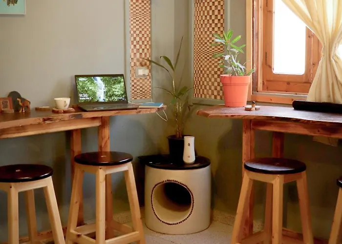 Tecoma Hostel