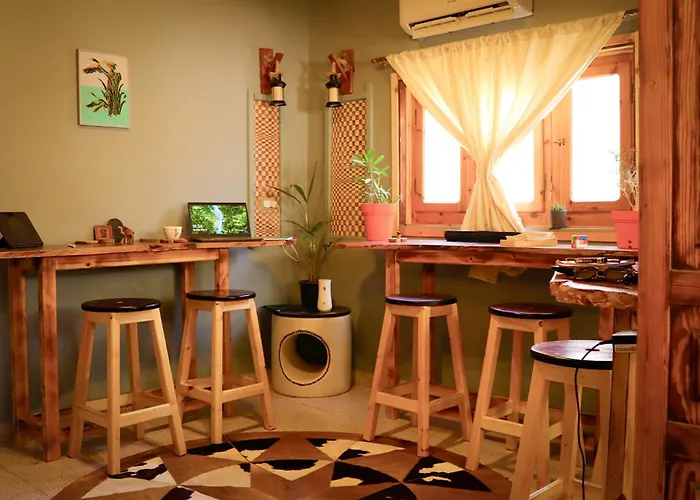 Tecoma Hostel *